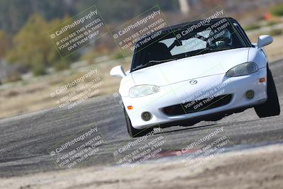 media/Oct-18-2025-Speed Ventures (Sat) [[8b3b7cf525]]/Yellow/Session 3 (Sunset)/